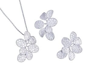 Glitter White Gold Plated Cubic Zirconia Leaf Shaped Chain Pendant & Earring Sets for Women